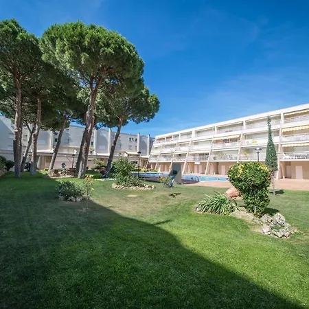 Elena Apartment *